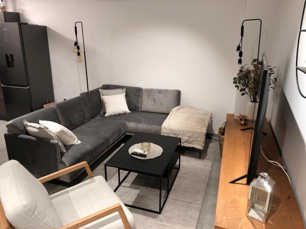Spuzva Lägenhet Brodarica  Exteriör bild